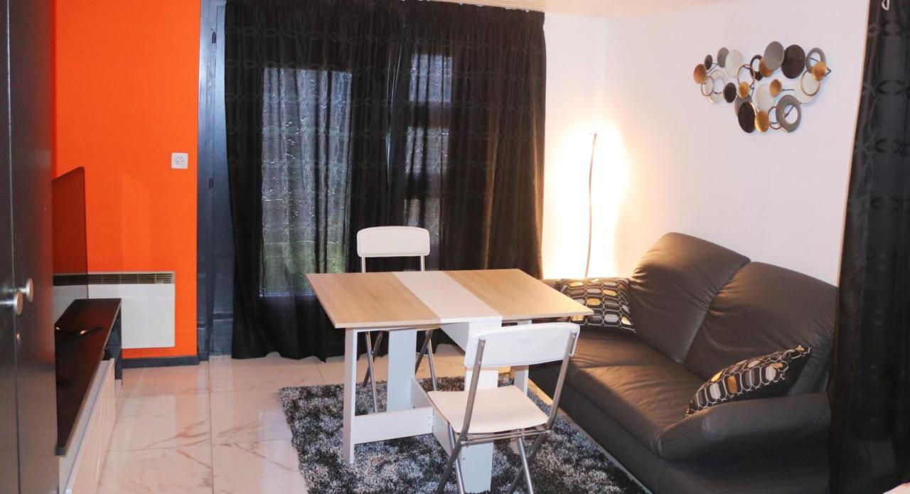 La Lapia Apartment Monthey Exterior photo